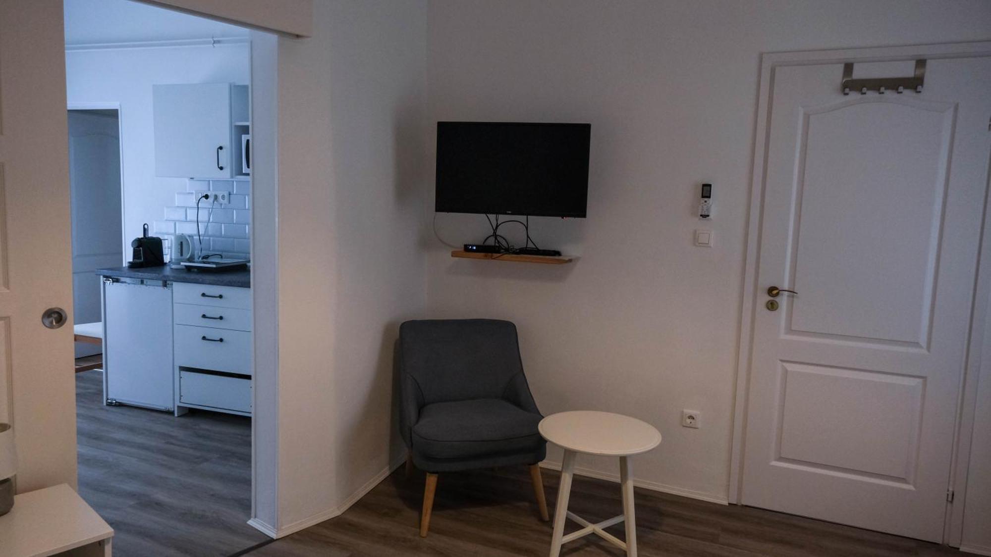Jokai 19 Vendeghaz Apartment เวสเปรม ภายนอก รูปภาพ